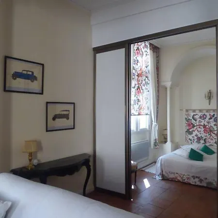 Apartment Logis De Sainte-scarbes *